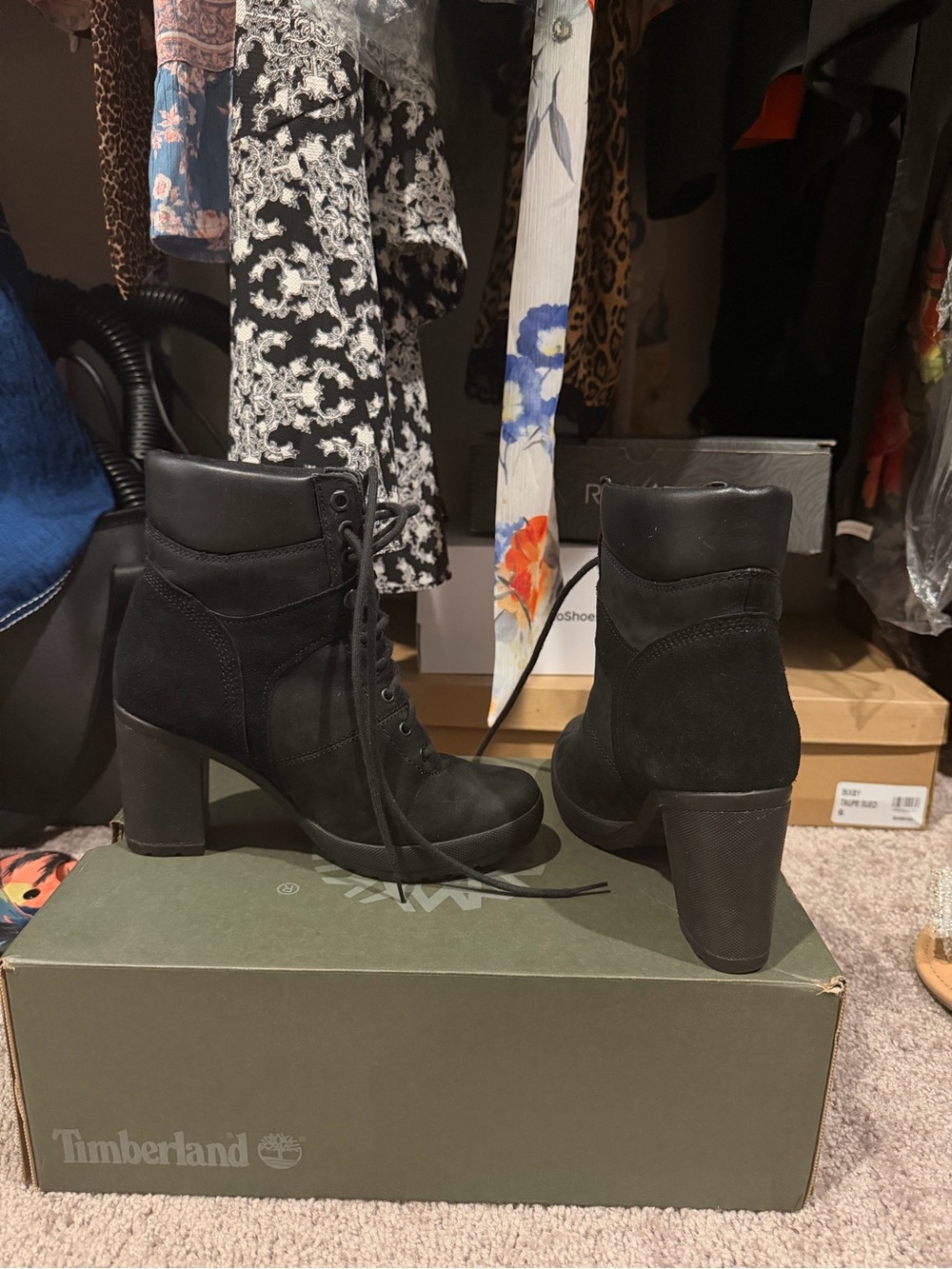 Timberland Black Lace-Up Suede Block Heel Ankle Boots